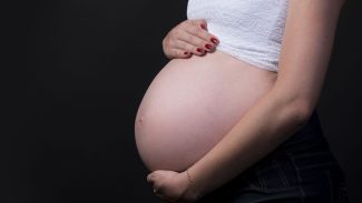 Gestantes de áreas vulneráveis têm risco maior de perder bebê