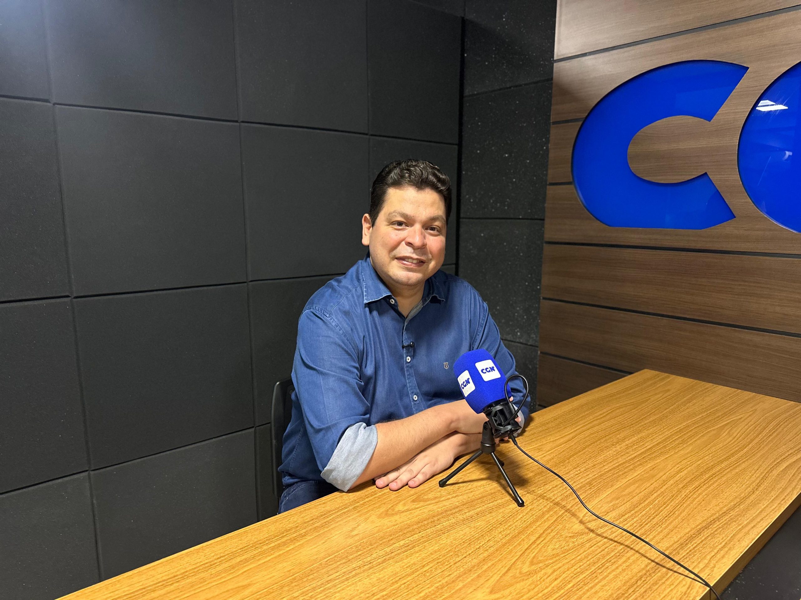 “Trazer novas empresas para evitar ‘êxodo’”, diz Gugu Bueno sobre futuro de Rio Bonito do Iguaçu “Trazer novas empresas para evitar ‘êxodo’”, diz Gugu Bueno sobre futuro de Rio Bonito do Iguaçu