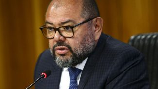 PF aponta ex-ministro de Bolsonaro como pilar institucional de desvios PF aponta ex-ministro de Bolsonaro como pilar institucional de desvios