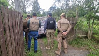 Gaeco de Paranaguá cumpre ordem de busca e apreensão em Santa Catarina com prisão em flagrante de suspeito de fornecer drogas para o tráfico no litoral