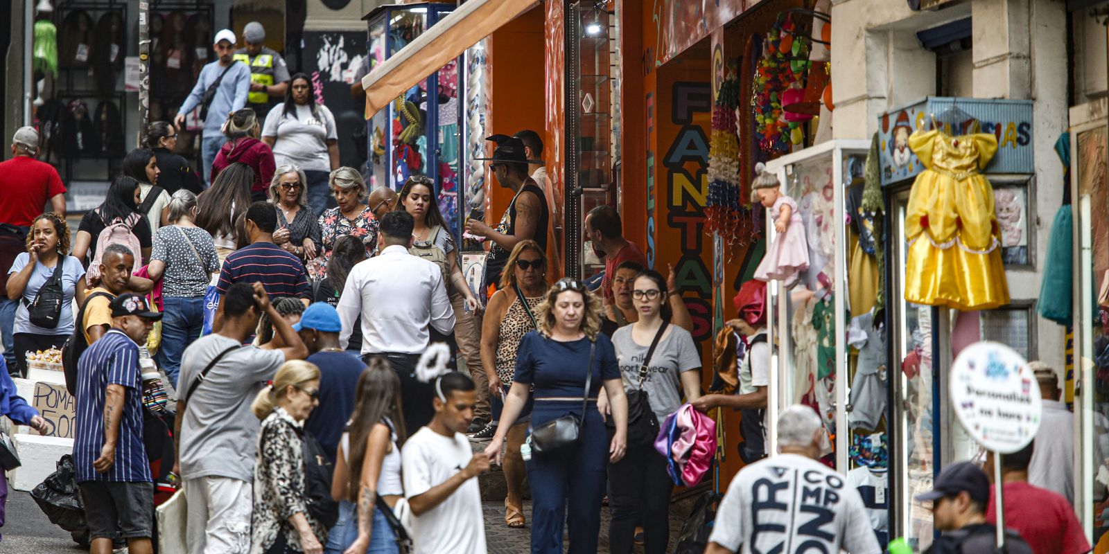 Dez estados e o DF têm menor desemprego registrado desde 2012 Dez estados e o DF têm menor desemprego registrado desde 2012