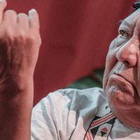 Imagem referente a “Enquanto estivermos aqui o céu não cairá”, diz escritor yanomami