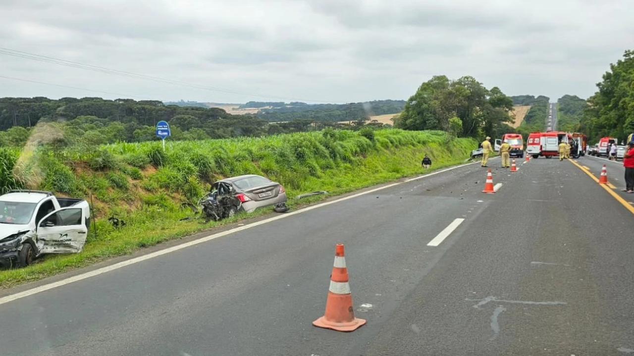 Homem morre em gravíssimo acidente na BR-277, em Palmeira Homem morre em gravíssimo acidente na BR-277, em Palmeira