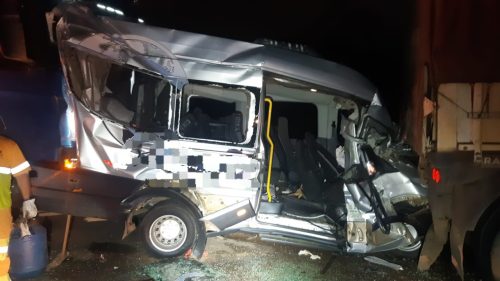 Engavetamento na BR-376 deixa quatro feridos