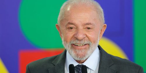 Relações entre Brasil e Moçambique fazem 50 anos e Lula viaja ao país Relações entre Brasil e Moçambique fazem 50 anos e Lula viaja ao país