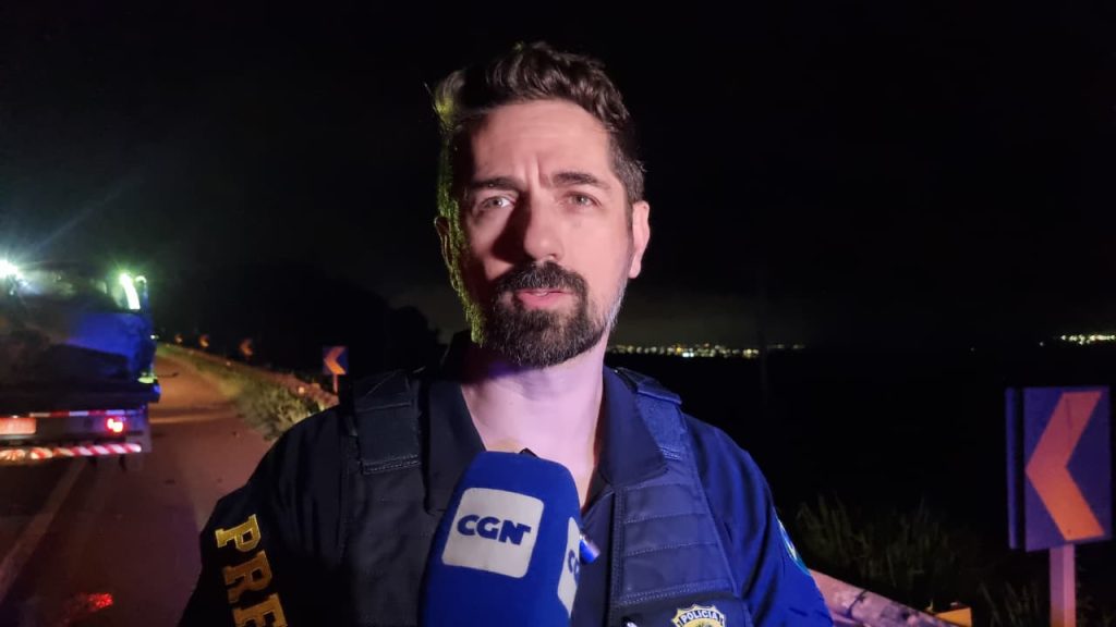 Condutor se recusou fazer o bafômetro e os pneus do Corsa estavam carecas, afirma PRF Condutor se recusou fazer o bafômetro e os pneus do Corsa estavam carecas, afirma PRF