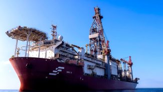 Petrobras descobre mais reservatório de petróleo na Bacia de Campos Petrobras descobre mais reservatório de petróleo na Bacia de Campos