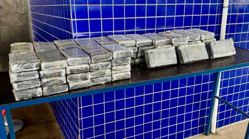 Receita Federal apreende mais de 70 kg de substância análoga à cocaína na Ponte Internacional da Amizade