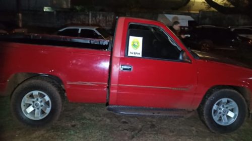 Polícia Militar recupera Silverado roubada e apreende arma em Foz do Iguaçu