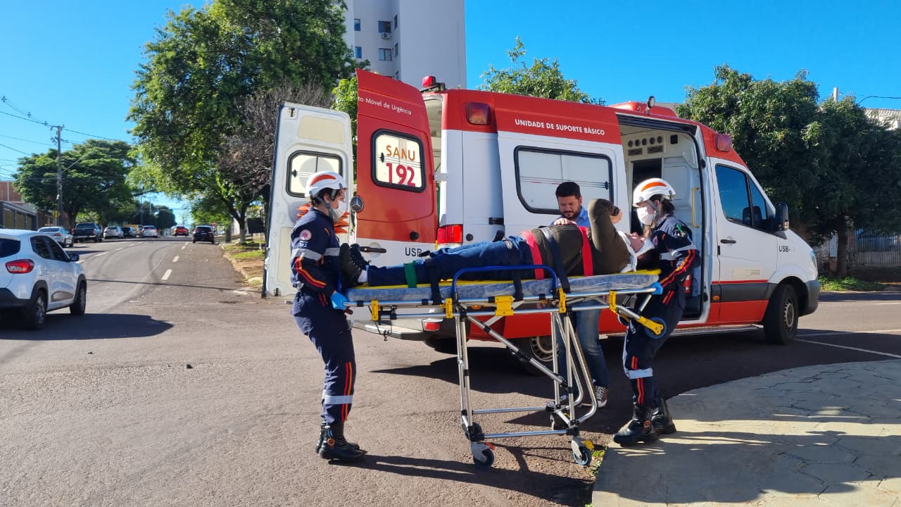Motociclista tem lesão na coluna após se envolver em colisão no Parque São Paulo Motociclista tem lesão na coluna após se envolver em colisão no Parque São Paulo