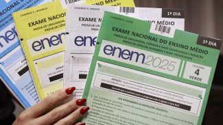 Enem 2025: divulgados gabaritos e cadernos de provas do 2º dia Enem 2025: divulgados gabaritos e cadernos de provas do 2º dia