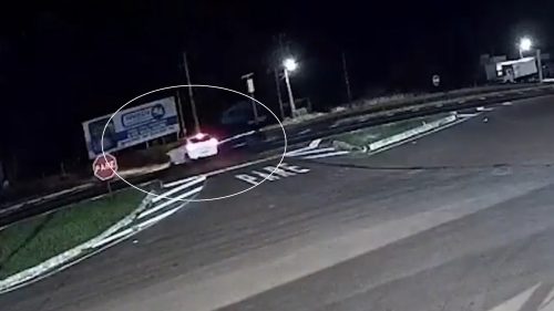 Câmera flagra colisão na BR-277 em Santa Tereza do Oeste