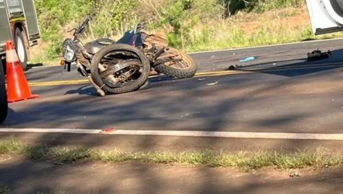 Motociclista tem braço amputado após acidente na PR-272 em Faxinal