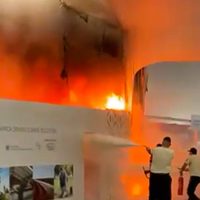 Incêndio atinge parte do pavilhão da COP30, em Belém Imagem referente a Incêndio atinge parte do pavilhão da COP30, em Belém