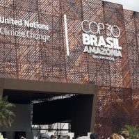 Negociações já foram retomadas, diz secretário da COP30 Imagem referente a Negociações já foram retomadas, diz secretário da COP30