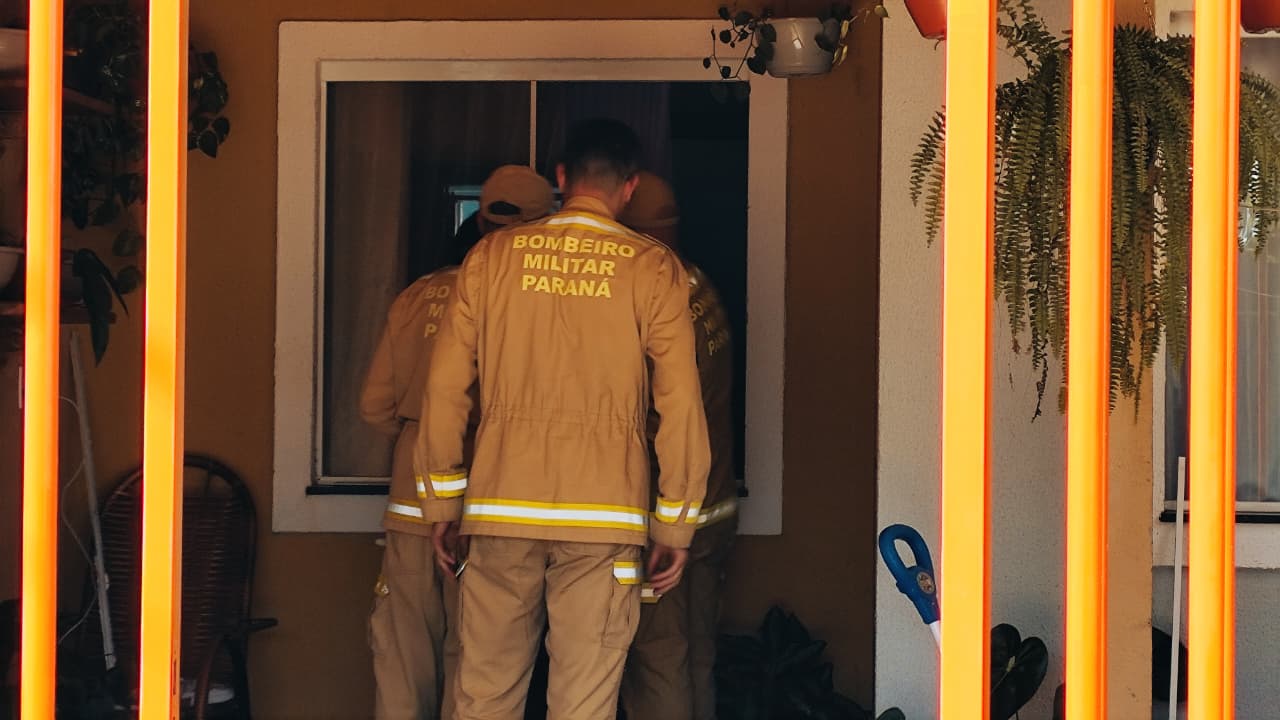 Criança fica presa em residência e Bombeiros são acionados para 'arrombar' imóvel