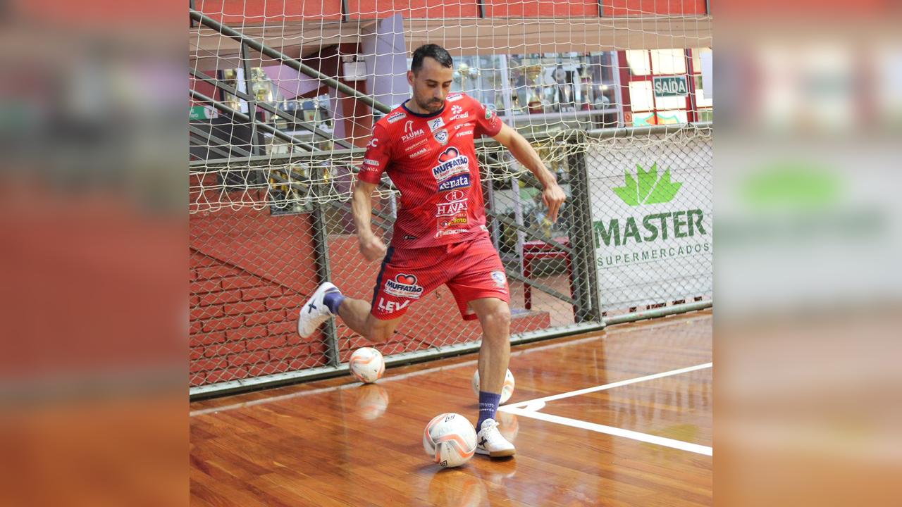 Cascavel Futsal renova contrato do ala Zequinha para a temporada 2026 Cascavel Futsal renova contrato do ala Zequinha para a temporada 2026