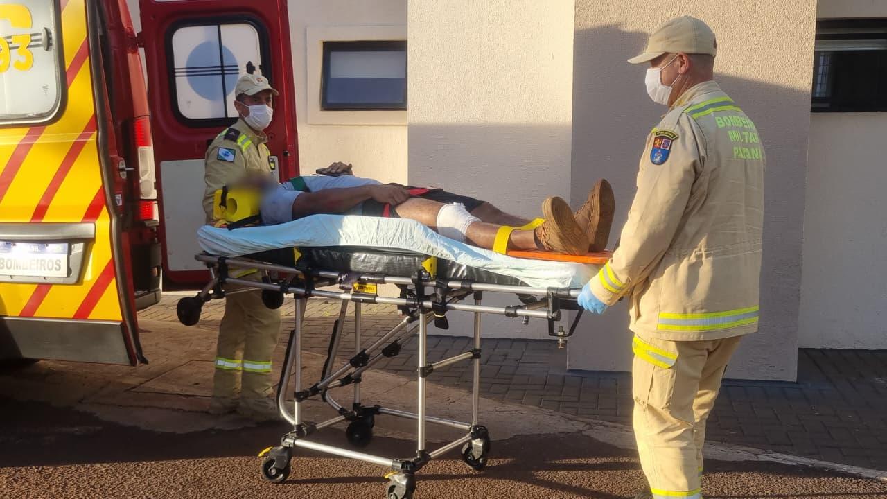 Homem cai de motocicleta e fica ferido no Bairro Periolo Homem cai de motocicleta e fica ferido no Bairro Periolo