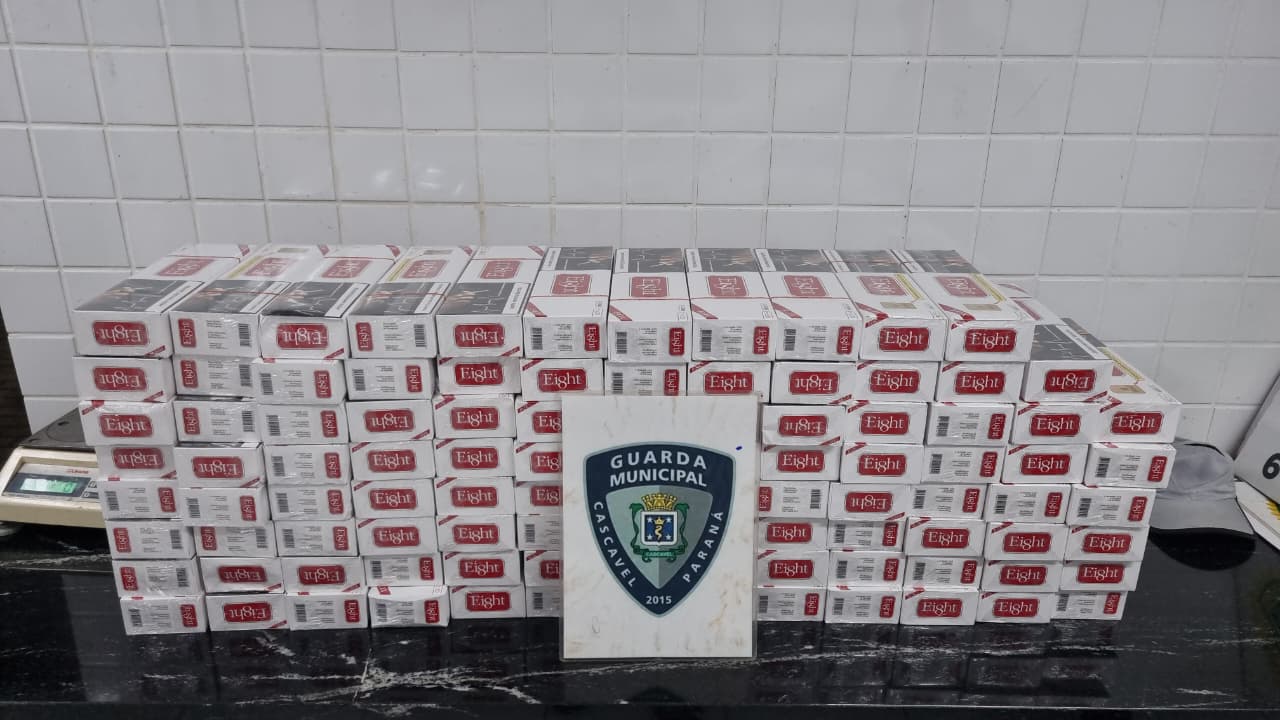 Carga de R$ 10 mil em cigarros ilegais é apreendida pela Guarda em Cascavel Carga de R$ 10 mil em cigarros ilegais é apreendida pela Guarda em Cascavel