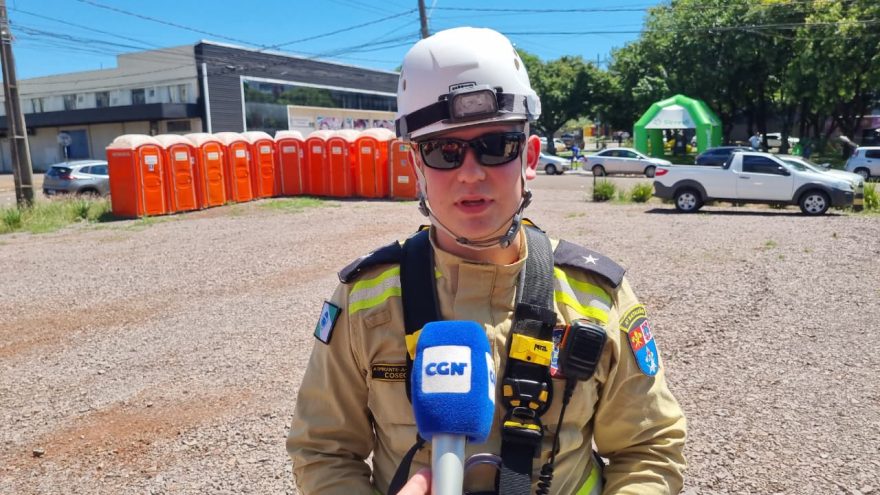 “Sofreu um choque elétrico de alta tensão e ficou pendurado”, afirma oficial após resgate de trabalhador