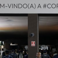 COP30: Acordo climático deixa de fora combustíveis fósseis Imagem referente a COP30: Acordo climático deixa de fora combustíveis fósseis