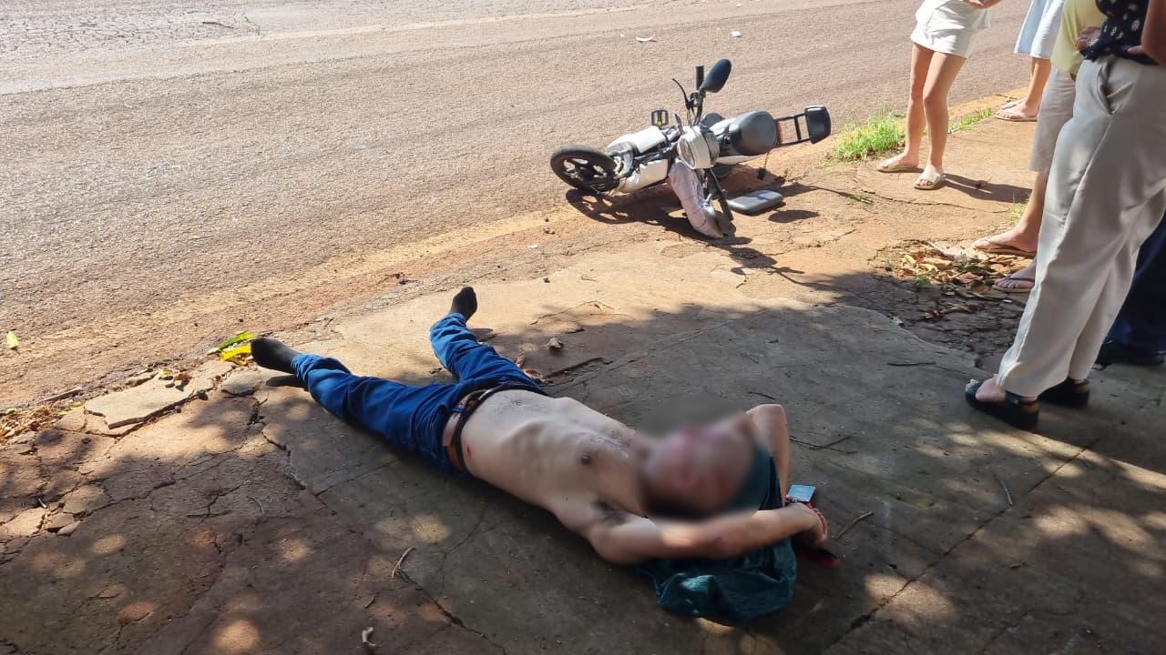 De moto elétrica, homem sofre acidente e fica ferido na Rua Marechal Cândido Rondon