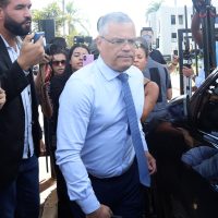 Defesa de Bolsonaro diz que tornozeleira humilha e nega plano de fuga Imagem referente a Defesa de Bolsonaro diz que tornozeleira humilha e nega plano de fuga