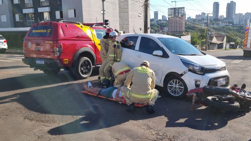 Grave acidente com vítimas mobiliza socorristas no Bairro Country Grave acidente com vítimas mobiliza socorristas no Bairro Country