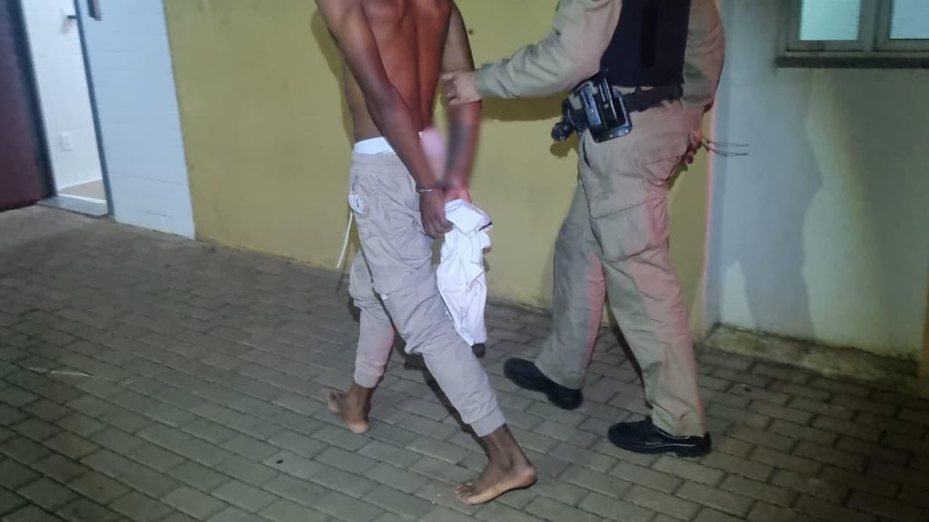 Venezuelano é preso por violência doméstica no Bairro Morumbi Venezuelano é preso por violência doméstica no Bairro Morumbi