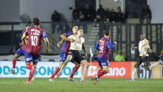 Mirando uma vaga na próxima Libertadores, Bahia recebe o Vasco