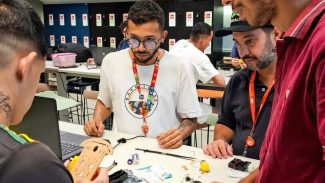 Projeto usa robótica para reintegrar jovens privados de liberdade