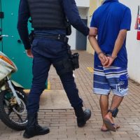 Imagem referente a GM recupera terceiro veículo do dia e detém jovem de 18 anos por receptação em Cascavel