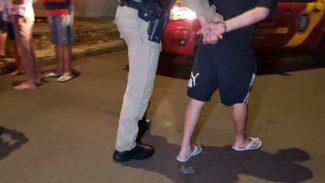 Motociclista é preso após atropelar mulher em patinete no Bairro Interlagos, em Cascavel