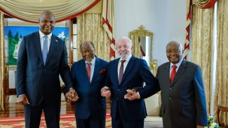 Brasil e Moçambique assinam acordos para fortalecer o país africano