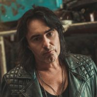 Imagem referente a Angra confirma Alírio Netto como vocalista no show histórico de reunião no Bangers Open Air 2026