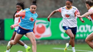 Seleção feminina inicia preparação para amistosos na Europa