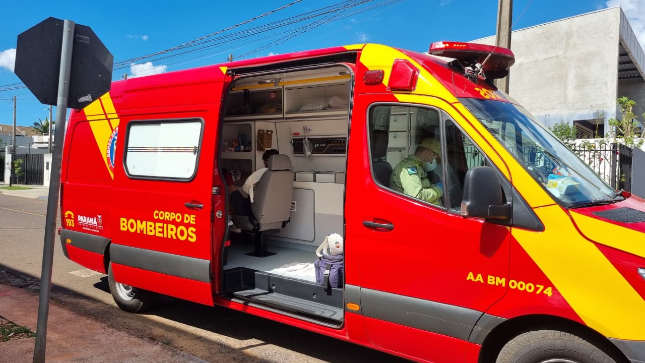 Colisão entre motos deixa homem com fratura no braço, em Cascavel