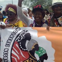 Centenárias em marcha: mulheres negras mostram força do movimento Imagem referente a Centenárias em marcha: mulheres negras mostram força do movimento