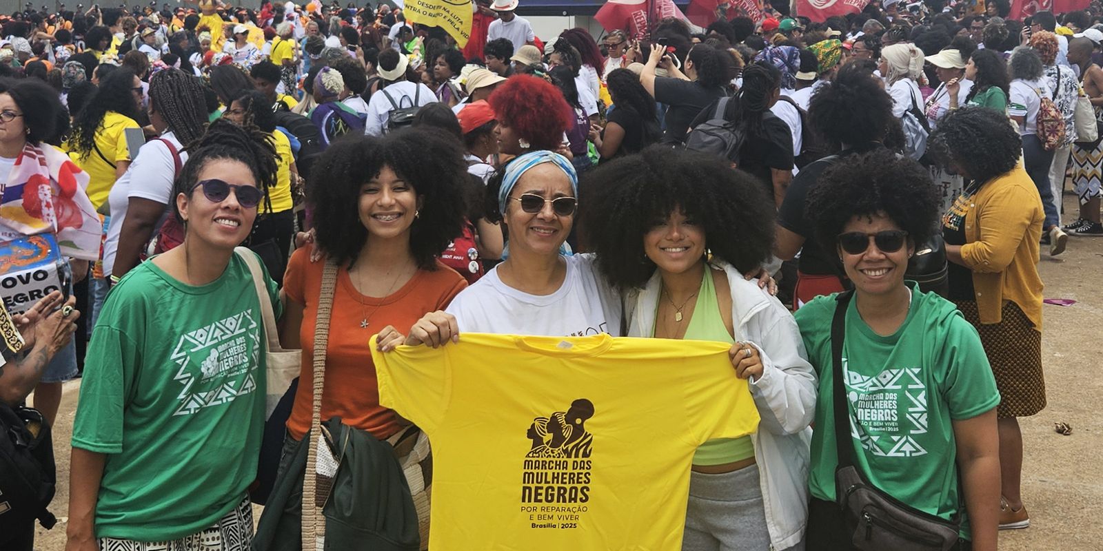 "Mete marcha, negona": artistas levam marcha para telas e palcos "Mete marcha, negona": artistas levam marcha para telas e palcos