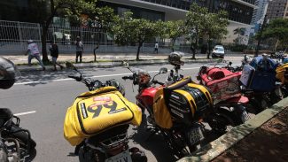 Prefeitura de SP pede mais prazo para liberação de mototáxis na cidade