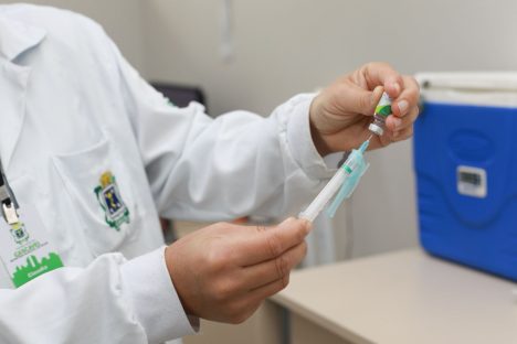 Estoque de vacina contra a covid-19 para menores de 5 anos está zerado em Cascavel Estoque de vacina contra a covid-19 para menores de 5 anos está zerado em Cascavel