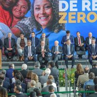 Imagem referente a Lula sanciona isenção do IR para quem ganha até R$ 5 mil