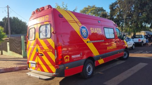 Colisão entre moto e carro deixa homem ferido no bairro Floresta em Cascavel Colisão entre moto e carro deixa homem ferido no bairro Floresta em Cascavel