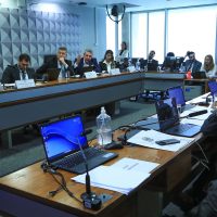 Imagem referente a CPMI do INSS não vota convocação de Jorge Messias