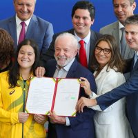 Imagem referente a Lula envia para o Congresso projetos que criam a Unind e UFEsporte