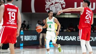 Brasil estreia com vitória nas Eliminatórias da Copa do Mundo Brasil estreia com vitória nas Eliminatórias da Copa do Mundo