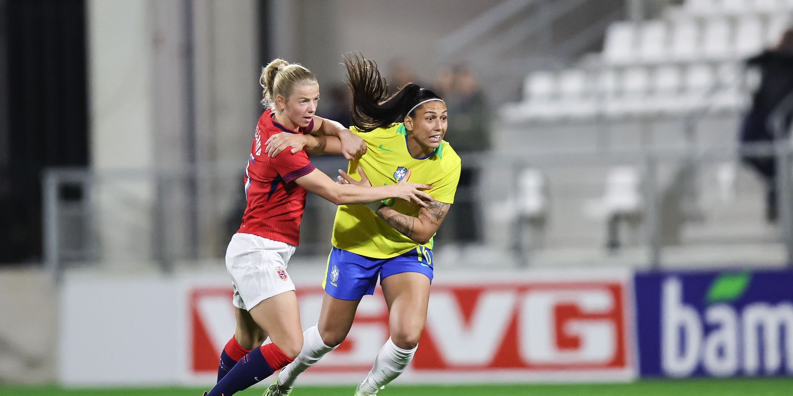 Seleção feminina perde para Noruega em penúltimo compromisso do ano Seleção feminina perde para Noruega em penúltimo compromisso do ano