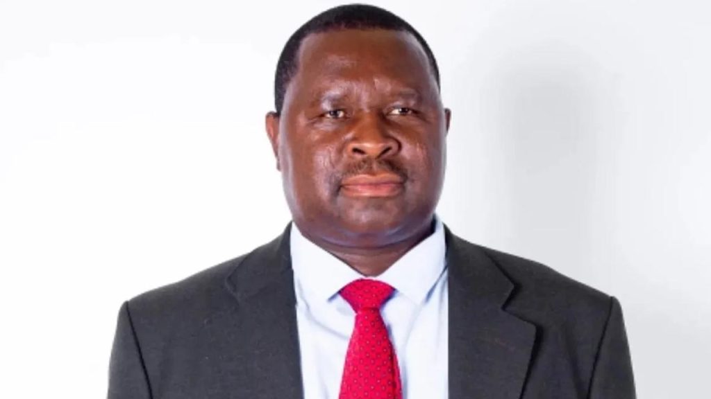 Adolf Hitler: político reeleito explica nome polêmico Adolf Hitler: político reeleito explica nome polêmico