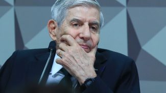 Moraes pede comprovação do histórico clínico de Augusto Heleno