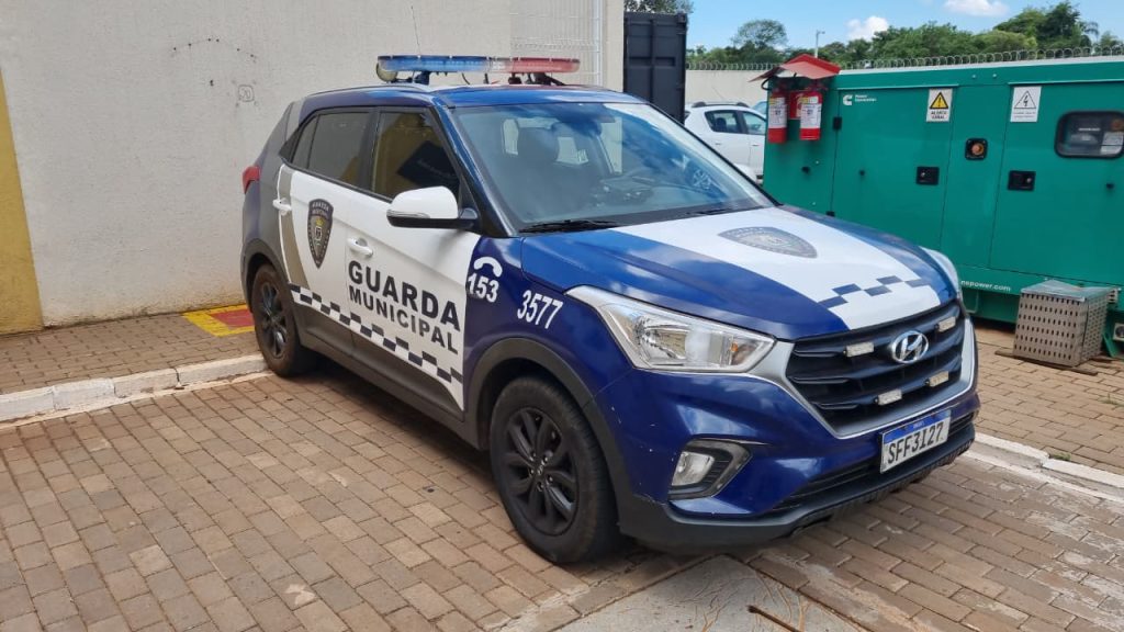 Mulher aciona a Guarda Municipal após ser vítima de violência doméstica Mulher aciona a Guarda Municipal após ser vítima de violência doméstica